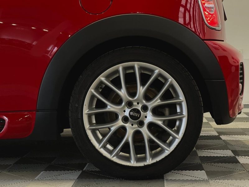 MINI COOPER S 1.6 L CABRIO JOHN WORKS 184CH 