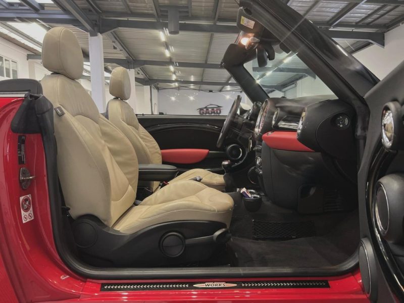 MINI COOPER S 1.6 L CABRIO JOHN WORKS 184CH 