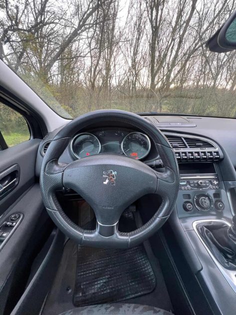 PEUGEOT 3008 1.6 HDI 110 BUSINESS 