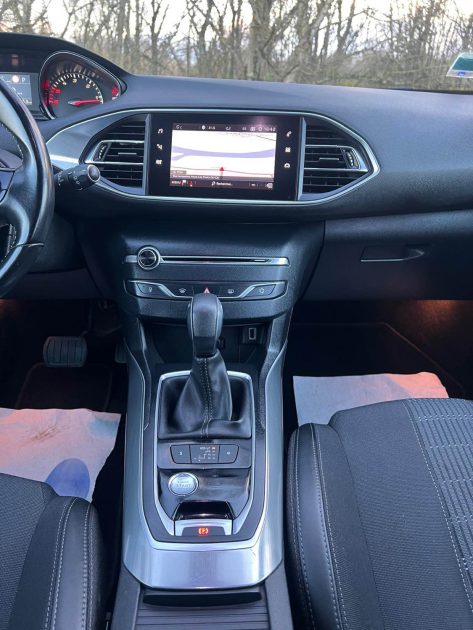 PEUGEOT 308 SW II 130CH ACTIVE  AUTO