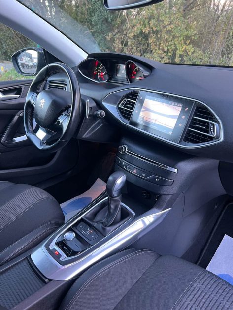 PEUGEOT 308 SW II 130CH ACTIVE  AUTO