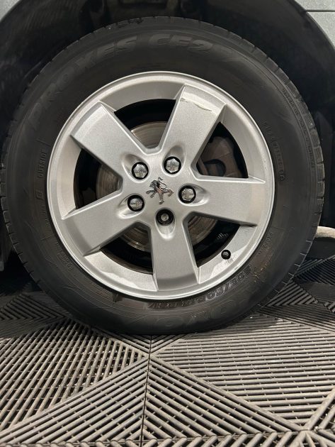 PEUGEOT 407 2.0 16V 136CH