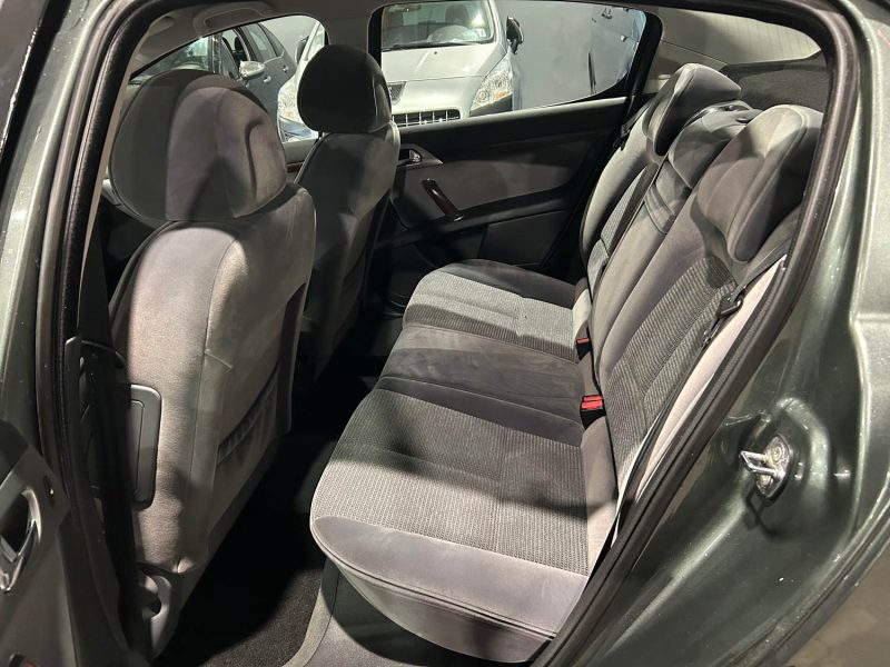 PEUGEOT 407 2.0 16V 136CH