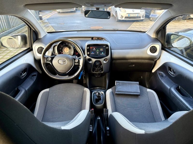 TOYOTA AYGO II 1.0 VVT-I 72CH X-CLUSIV X-SHIFT automatique