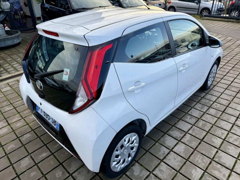 TOYOTA AYGO II 1.0 VVT-I 72CH X-CLUSIV X-SHIFT automatique
