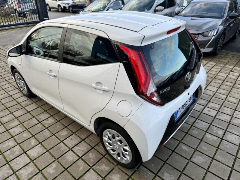 TOYOTA AYGO II 1.0 VVT-I 72CH X-CLUSIV X-SHIFT automatique