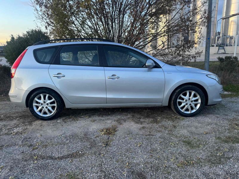 HYUNDAI I30 BREAK 1.6 CRDI 116 Cv PACK SENSATION