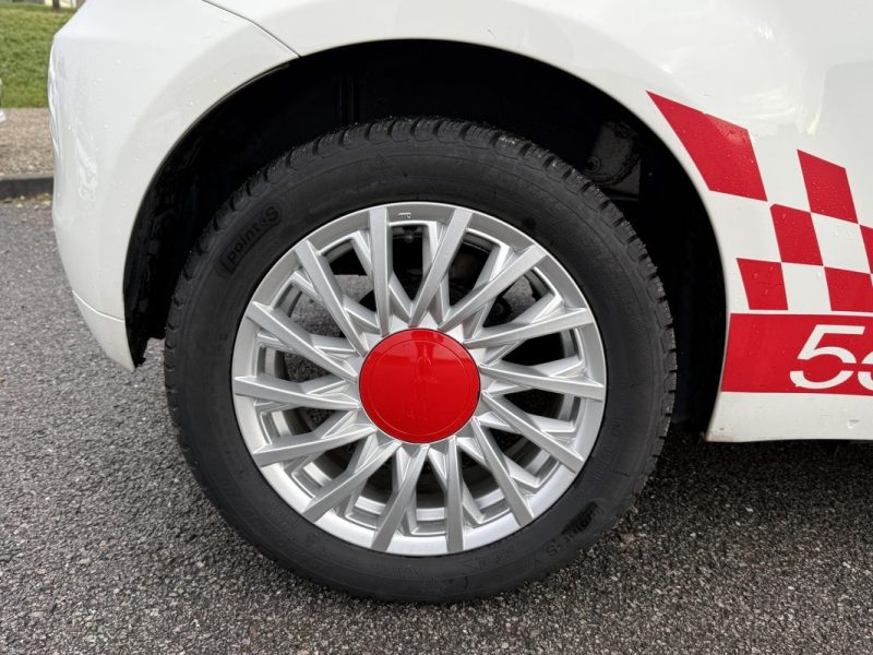 FIAT 500 1.2 69cv Lounge Toit Panoramique / Clim 