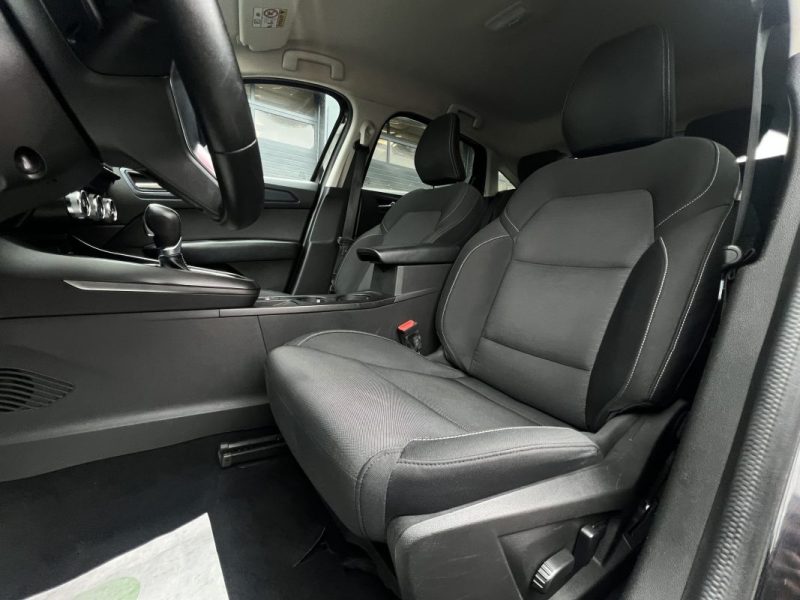 RENAULT ARKANA 1.3 TCE Mild HYBRID 140 Cv BOITE AUTO 7 / APPLE & ANDROID CRIT AIR 1 - GARANTIE 1 AN