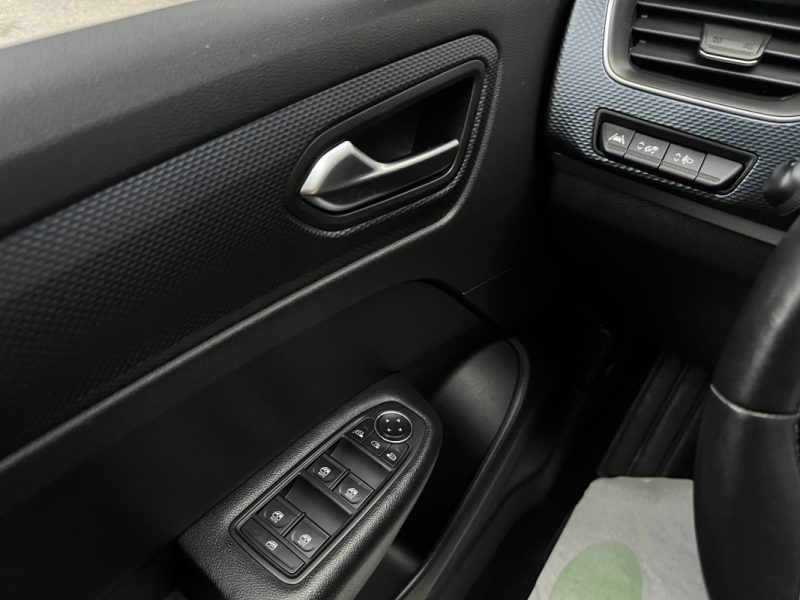 RENAULT ARKANA 1.3 TCE Mild HYBRID 140 Cv BOITE AUTO 7 / APPLE & ANDROID CRIT AIR 1 - GARANTIE 1 AN