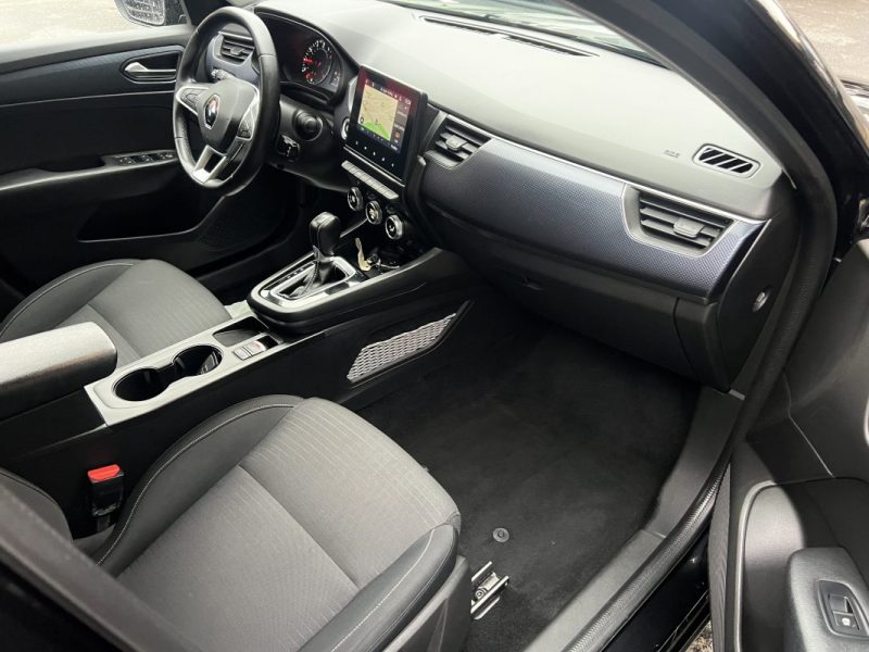 RENAULT ARKANA 1.3 TCE Mild HYBRID 140 Cv BOITE AUTO 7 / APPLE & ANDROID CRIT AIR 1 - GARANTIE 1 AN