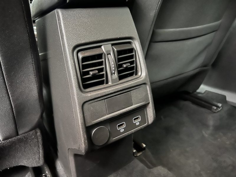 RENAULT ARKANA 1.3 TCE Mild HYBRID 140 Cv BOITE AUTO 7 / APPLE & ANDROID CRIT AIR 1 - GARANTIE 1 AN