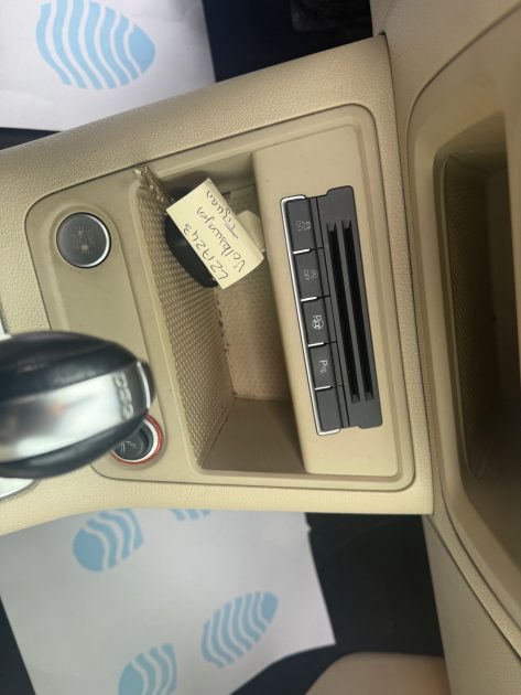 VOLKSWAGEN TIGUAN 2.0 TDI 140CH BLUEMOTION TECHNOLOGY FAP SPORTLINE 4MOTION DSG7 GARANTIE