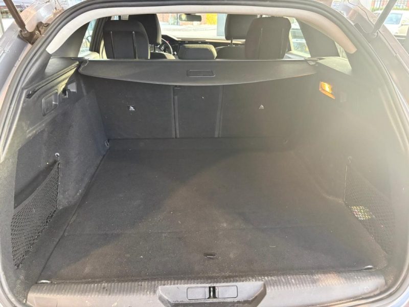 Peugeot 308 1.5 BlueHDi 130ch Allure - 📱 Apple CarPlay - ❄️ Climatisation - ✅Reprise possible