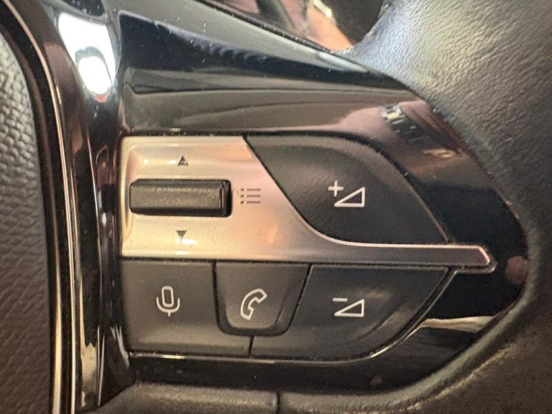 Peugeot 308 1.5 BlueHDi 130ch Allure - 📱 Apple CarPlay - ❄️ Climatisation - ✅Reprise possible