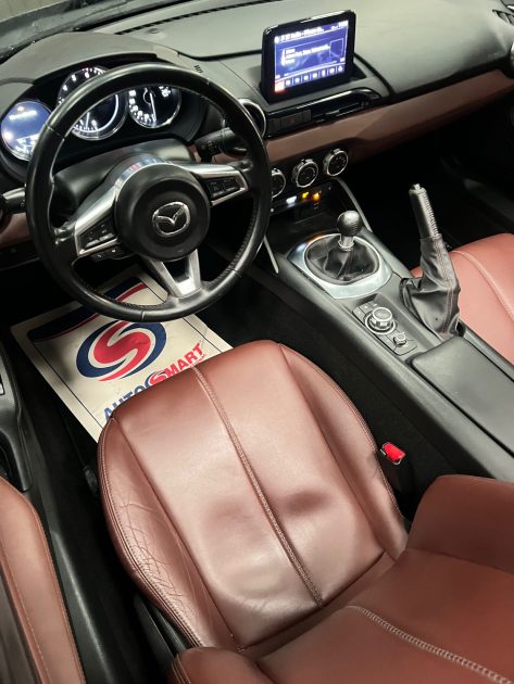 MAGNIFIQUE MAZDA MX5 SELECTION 132CH (FULL SUIVI D’ENTRETIEN MAZDA, SIÈGES CHAUFFANTS, CAMÉRA)