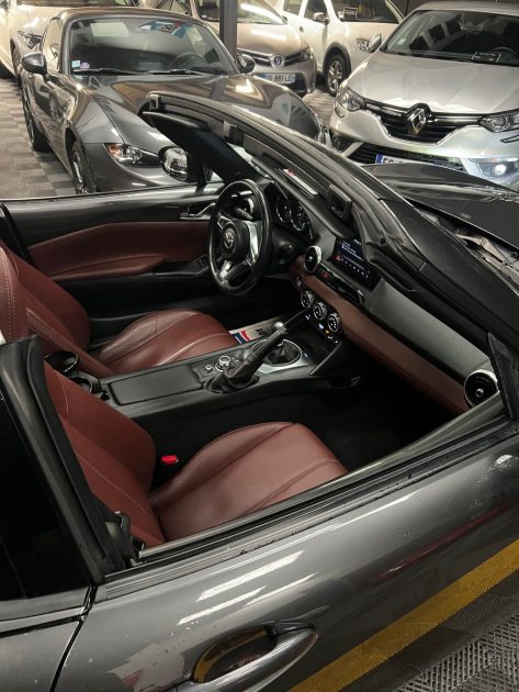 MAGNIFIQUE MAZDA MX5 SELECTION 132CH (FULL SUIVI D’ENTRETIEN MAZDA, SIÈGES CHAUFFANTS, CAMÉRA)