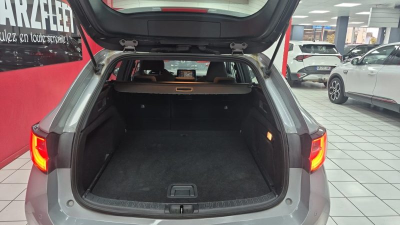 TOYOTA COROLLA TOURING SPORTS 184cv DYNAMIC BUSINESS/1 ERE MAIN/TVA RECUPERABLE