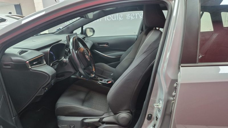 TOYOTA COROLLA TOURING SPORTS 184cv DYNAMIC BUSINESS/1 ERE MAIN/TVA RECUPERABLE