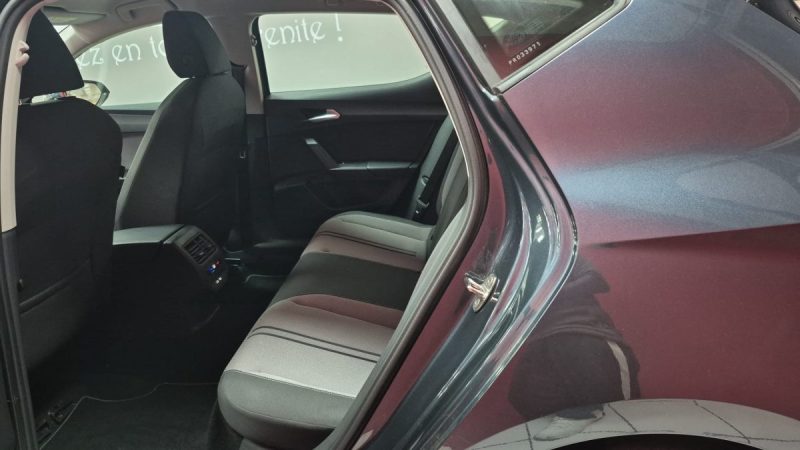 SEAT LEON BERLINE BUSINESS 1.0 TSI 110cv/1 ERE MAIN/EXPORT ALGERIE MAROC 14490 hors taxes