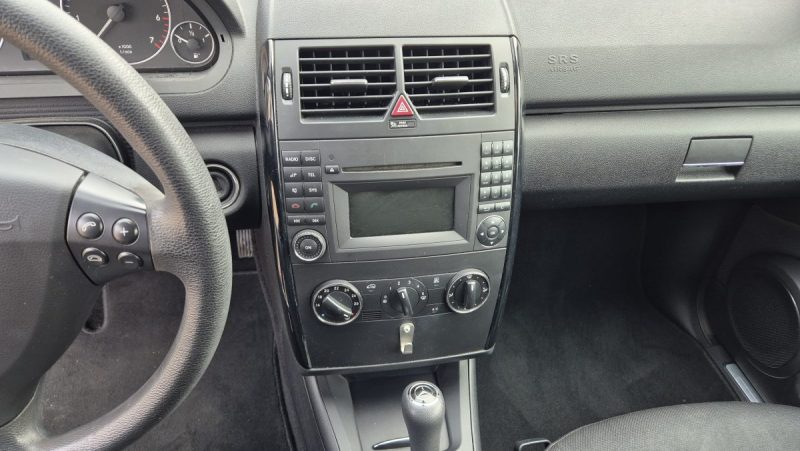 MERCEDES CLASSE A 180 I 116 CH  AVANTGARDE CVT