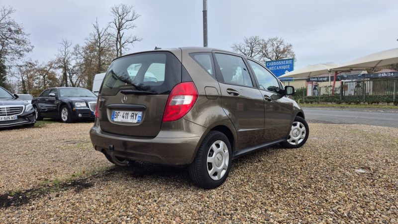 MERCEDES CLASSE A 180 I 116 CH  AVANTGARDE CVT