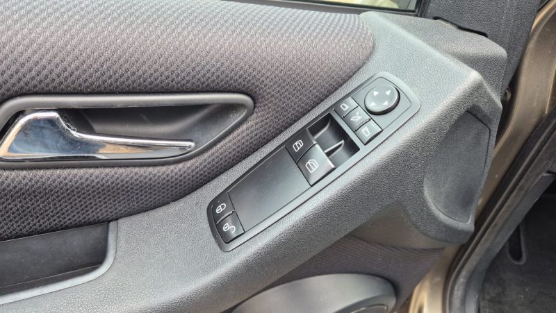 MERCEDES CLASSE A 180 I 116 CH  AVANTGARDE CVT