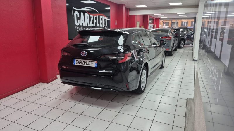 TOYOTA COROLLA TOURING SPORTS 122cv DYNAMIC BUSINESS NOIR 2023/1 ERE MAIN/TVA RECUPERABLE