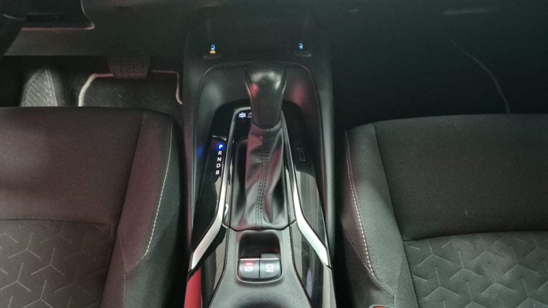 TOYOTA COROLLA TOURING SPORTS 122cv DYNAMIC BUSINESS NOIR 2023/1 ERE MAIN/TVA RECUPERABLE