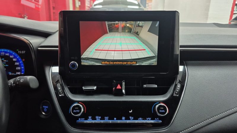 TOYOTA COROLLA TOURING SPORTS 122cv DYNAMIC BUSINESS NOIR 2023/1 ERE MAIN/TVA RECUPERABLE