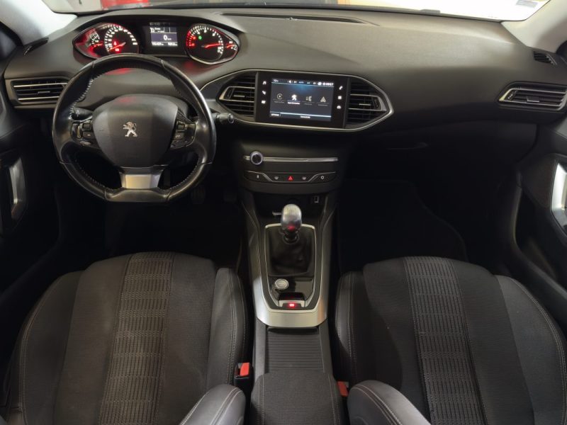 PEUGEOT 308 1.5 HDI 130CH S&S ACTIVE/ CARPLAY/ ENTRETIEN CHEZ PEUGEOT