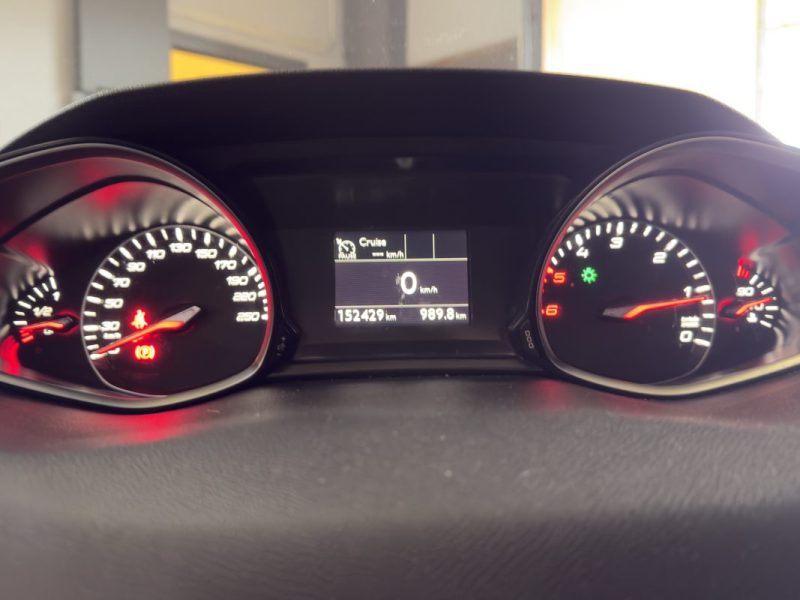 PEUGEOT 308 1.5 HDI 130CH S&S ACTIVE/ CARPLAY/ ENTRETIEN PEUGEOT