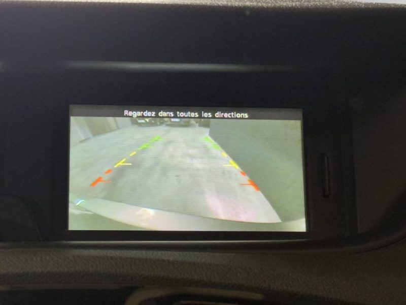 RENAULT SCENICIII 1.6 DCI 130CH INITIALE PARIS 7 PLACES/ATTACHE REMORQUE/TOIT OUVRANT 2014