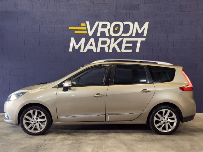 RENAULT SCENICIII 1.6 DCI 130CH INITIALE PARIS 7 PLACES/ATTACHE REMORQUE/TOIT OUVRANT 2014
