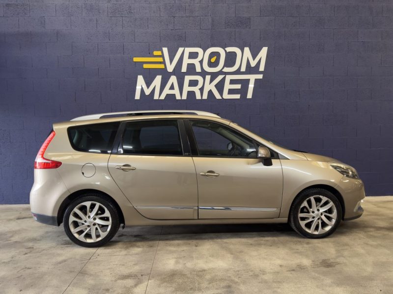 RENAULT SCENICIII 1.6 DCI 130CH INITIALE PARIS 7 PLACES/ATTACHE REMORQUE/TOIT OUVRANT 2014