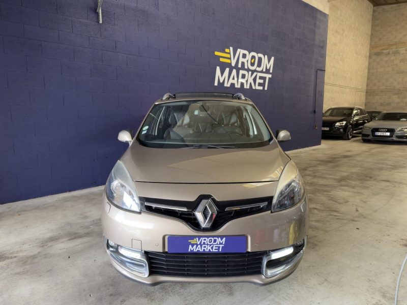 RENAULT SCENICIII 1.6 DCI 130CH INITIALE PARIS 7 PLACES/ATTACHE REMORQUE/TOIT OUVRANT 2014