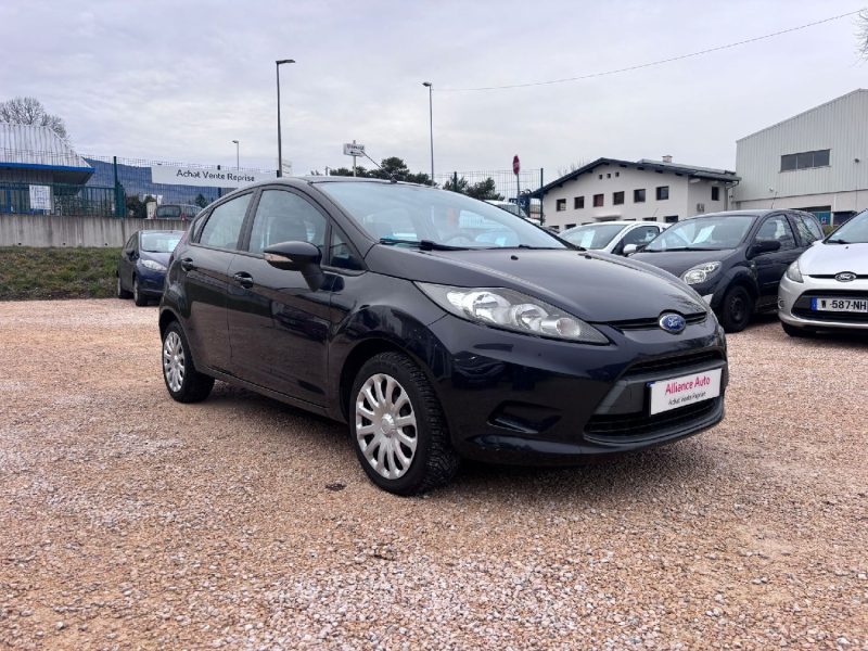 FORD Fiesta - 82ch essence