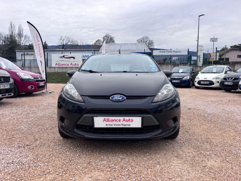 FORD Fiesta - 82ch essence