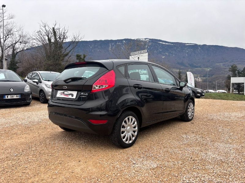 FORD Fiesta - 82ch essence