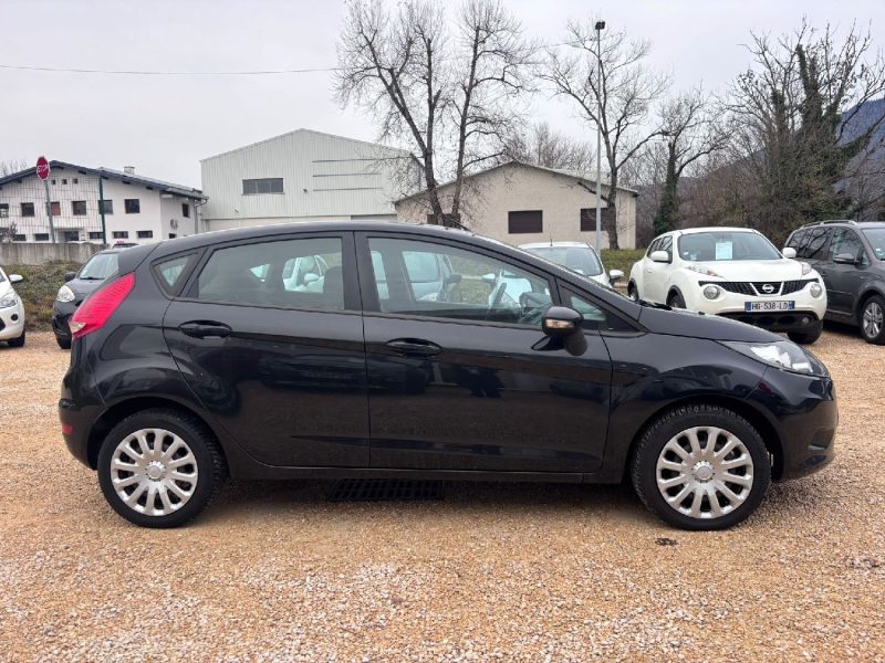 FORD Fiesta - 82ch essence