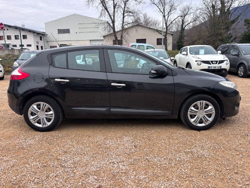 RENAULT Megane 3 - 110ch essence 1.6