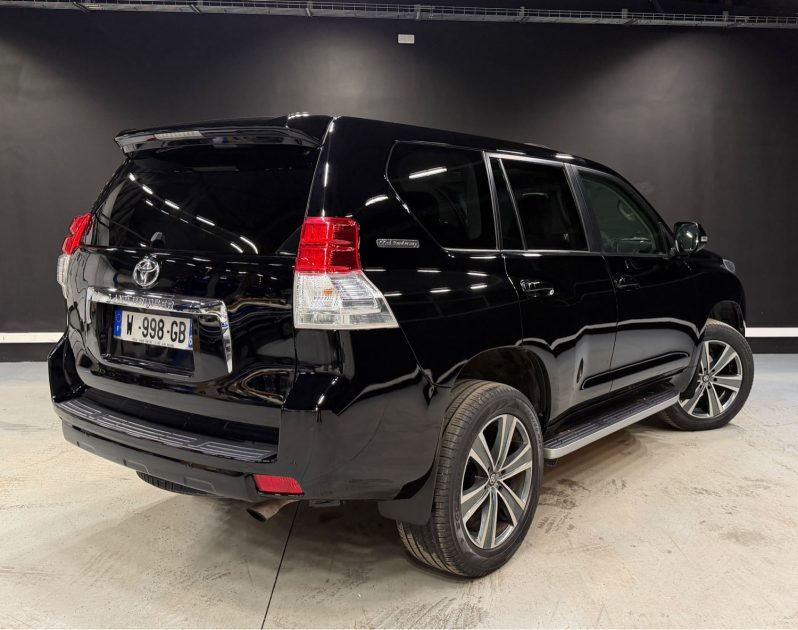 TOYOTA LAND CRUISER 3.0 D-4D 60TH ANNIVERSARY 2011