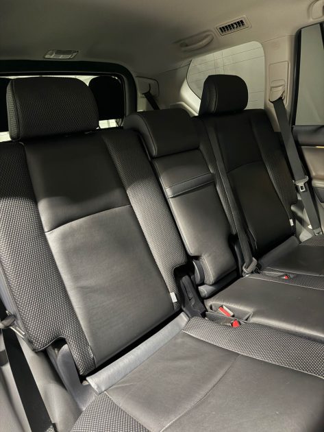 TOYOTA LAND CRUISER 3.0 D-4D 60TH ANNIVERSARY 2011