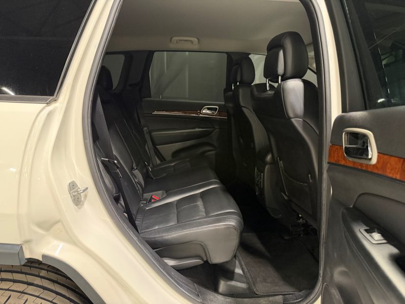 JEEP GRAND CHEROKEE LAREDO 2012