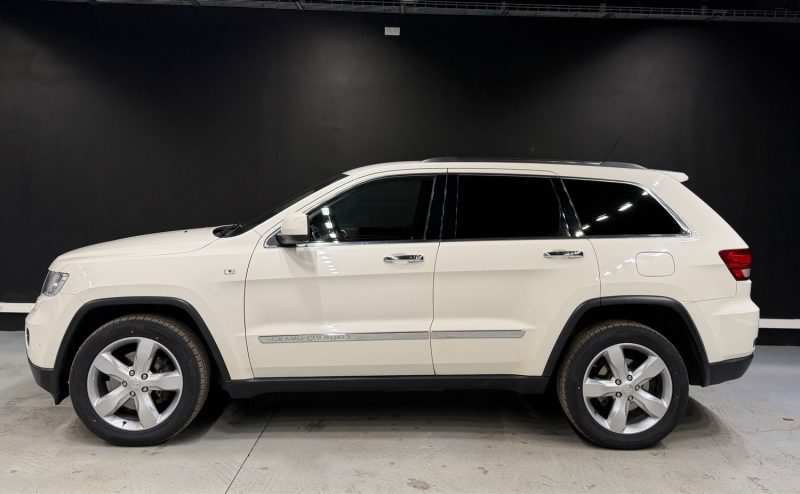 JEEP GRAND CHEROKEE LAREDO 2012
