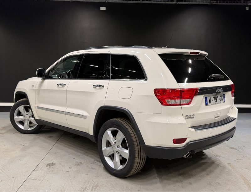 JEEP GRAND CHEROKEE LAREDO 2012