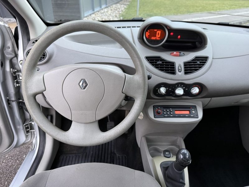 RENAULT TWINGO II 1.5 DCI 65 Clim