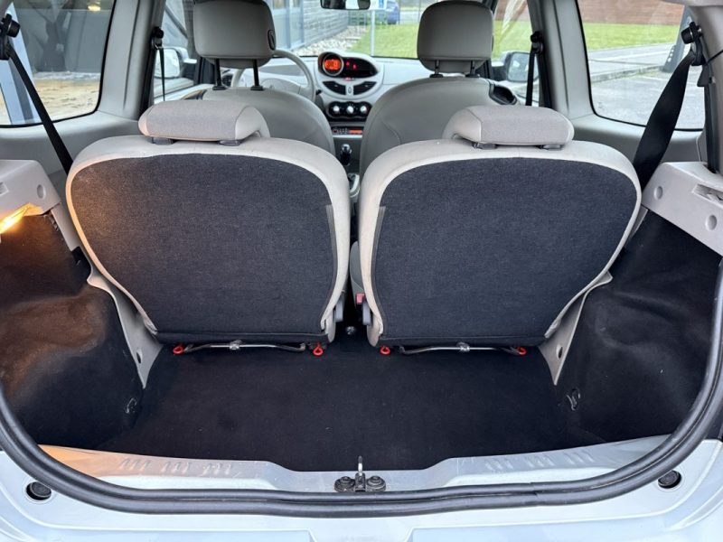 RENAULT TWINGO II 1.5 DCI 65 Clim