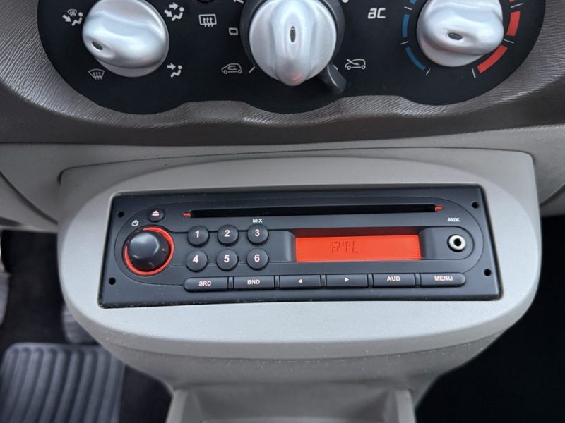 RENAULT TWINGO II 1.5 DCI 65 Clim