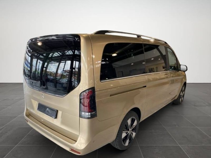 MERCEDES CLASSE V 300  4MATIC AVANTGARD L AMG LINE R1783